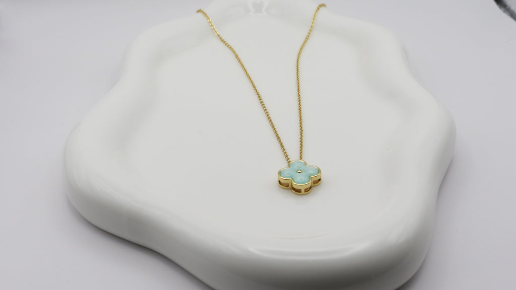 COLLAR CELESTE