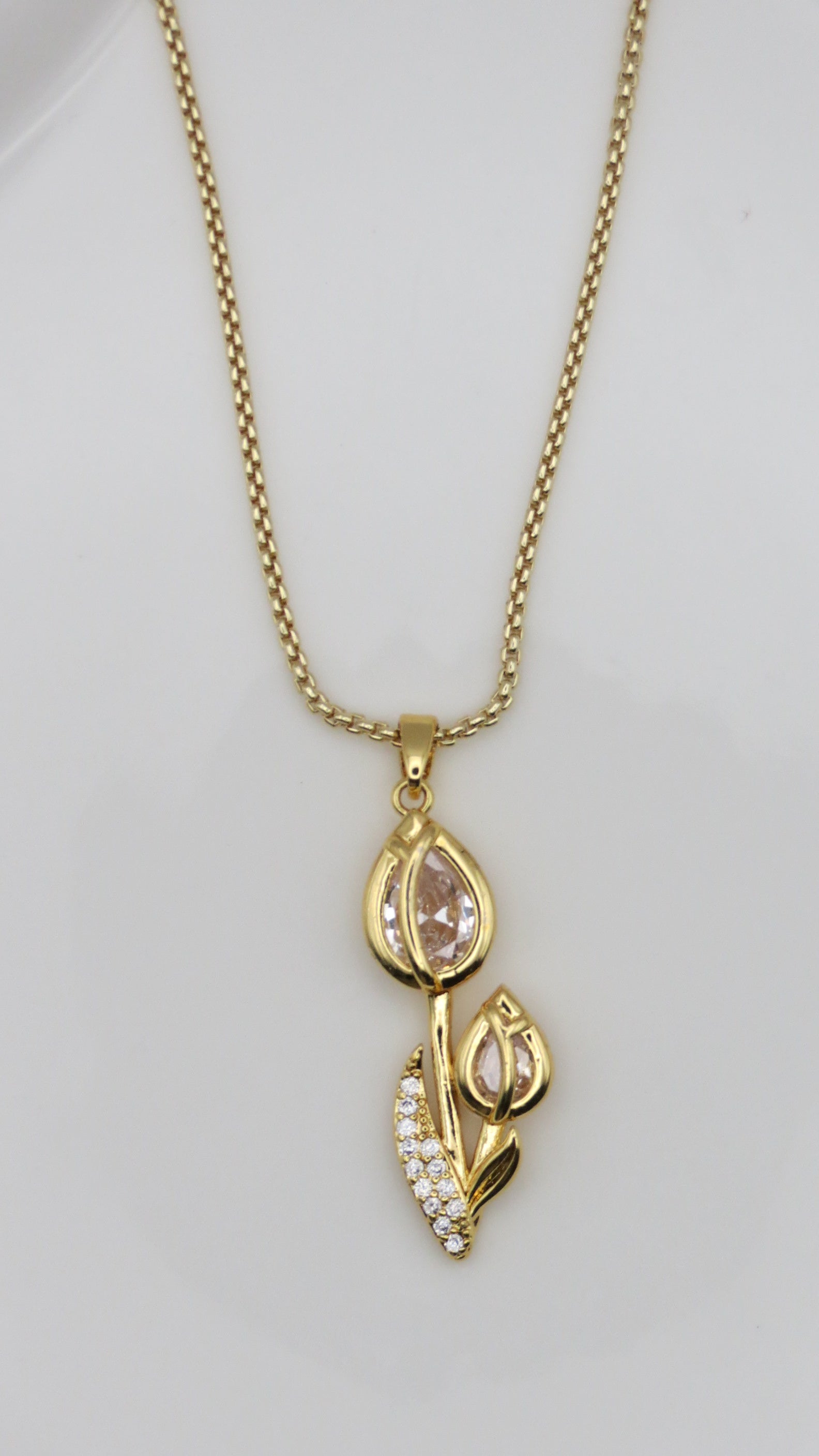 COLLAR MABEL (TULIPAN)