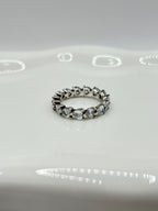 ANILLO ETERNIDAD FILA DE CORAZONES